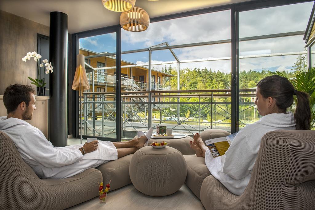 Domaine De Cice-Blossac, Resort Spa & Golf Брю Екстериор снимка